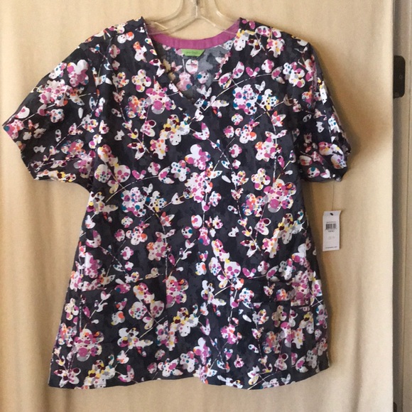 Vera Bradley Tops Vera Bradley Signature Painted Cut Vines Scrub